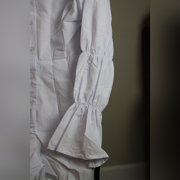 Button Up Shirt Style Romper - Picture 4 of 9